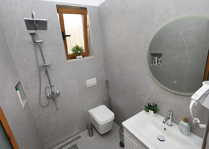 Berat Central Apartment Appartamento *