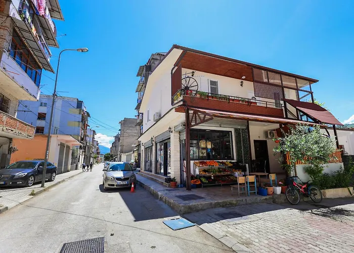 Berat Central Apartment Appartamento *