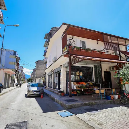 Berat Central Apartment Apartment *